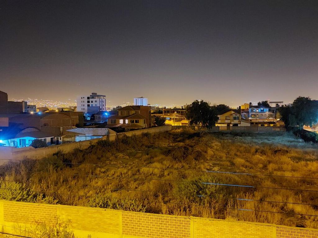 Hermoso y cómodo departamento de 2 habitaciones, sala de estar, cocina y 2 baños - 5