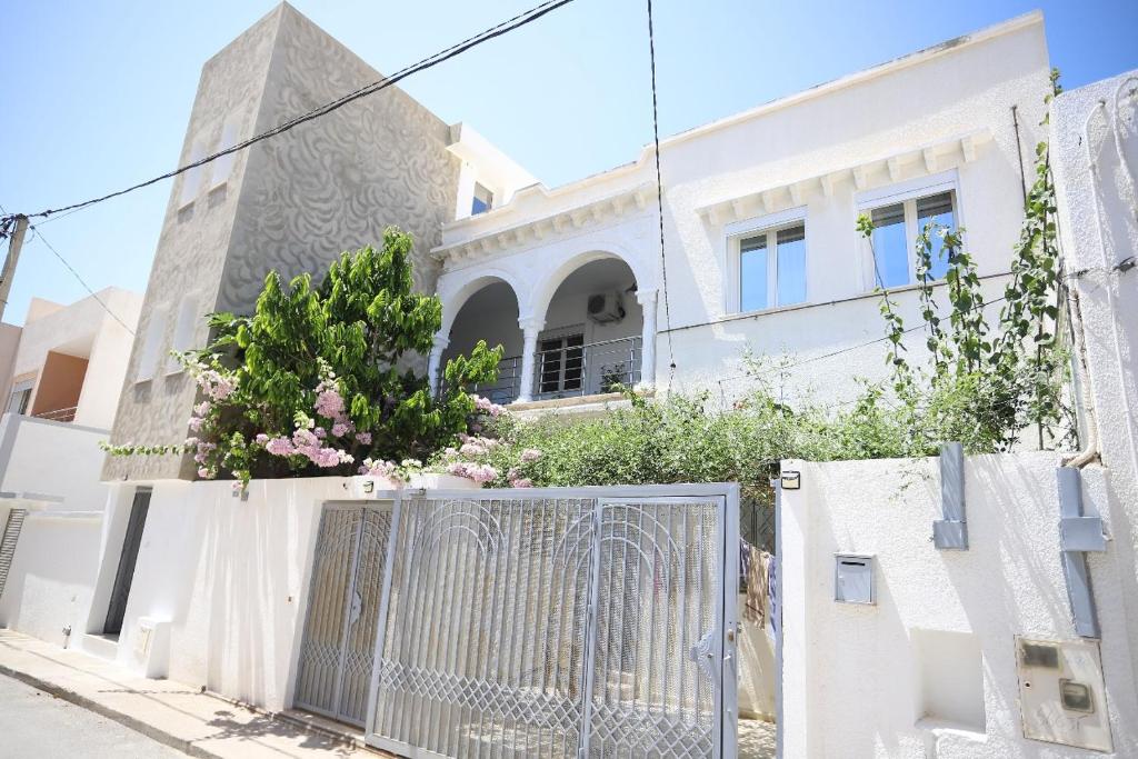 T4 Neuf & Accueil Chaleureux par Habib, Hiboun