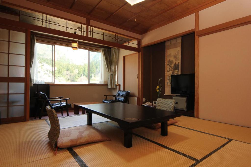 Japanese-Style Room