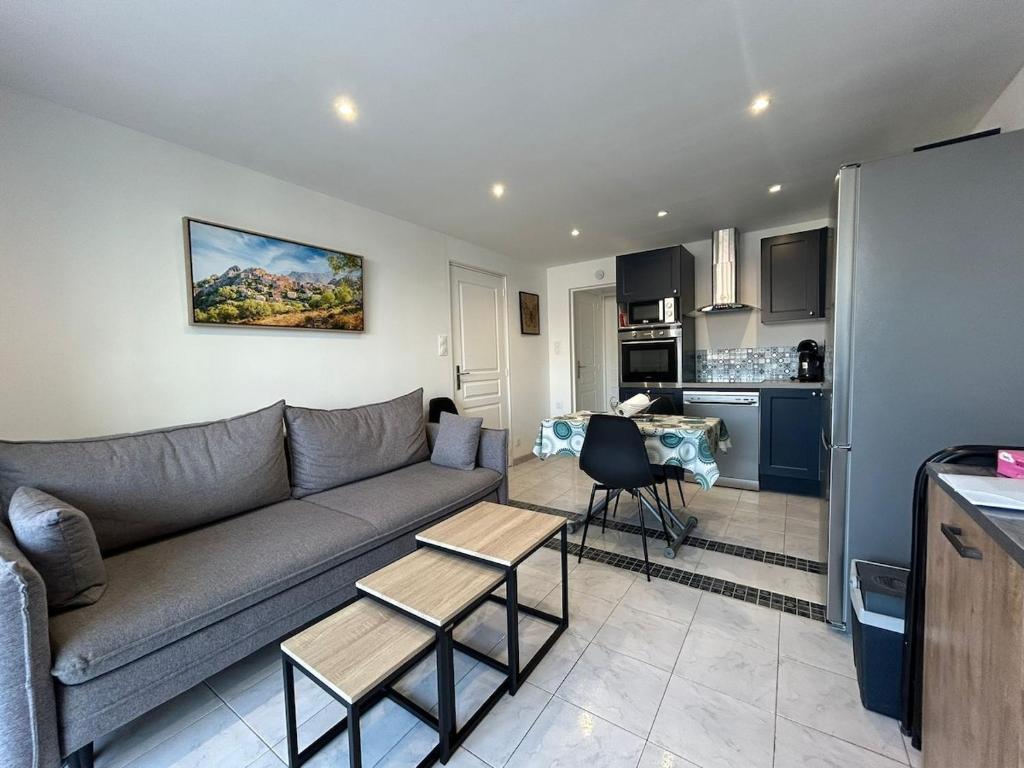Le Montille - Appartement face au Port - Climatisation et Wifi - 4