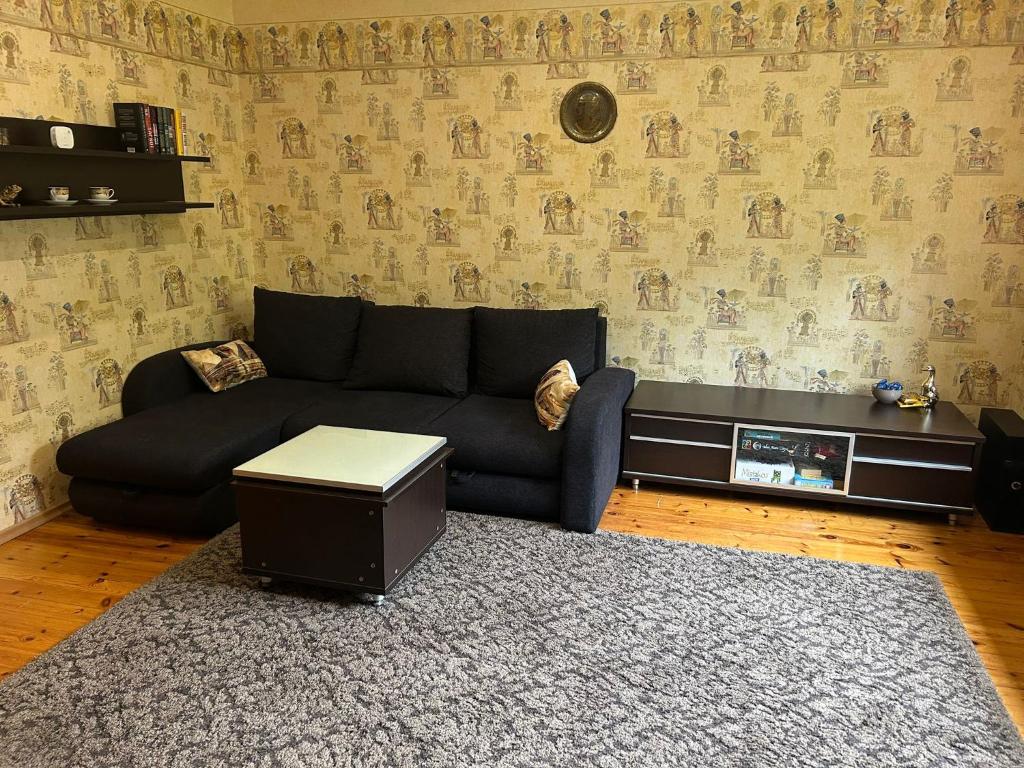 Pharaoh Apartment, Balvi