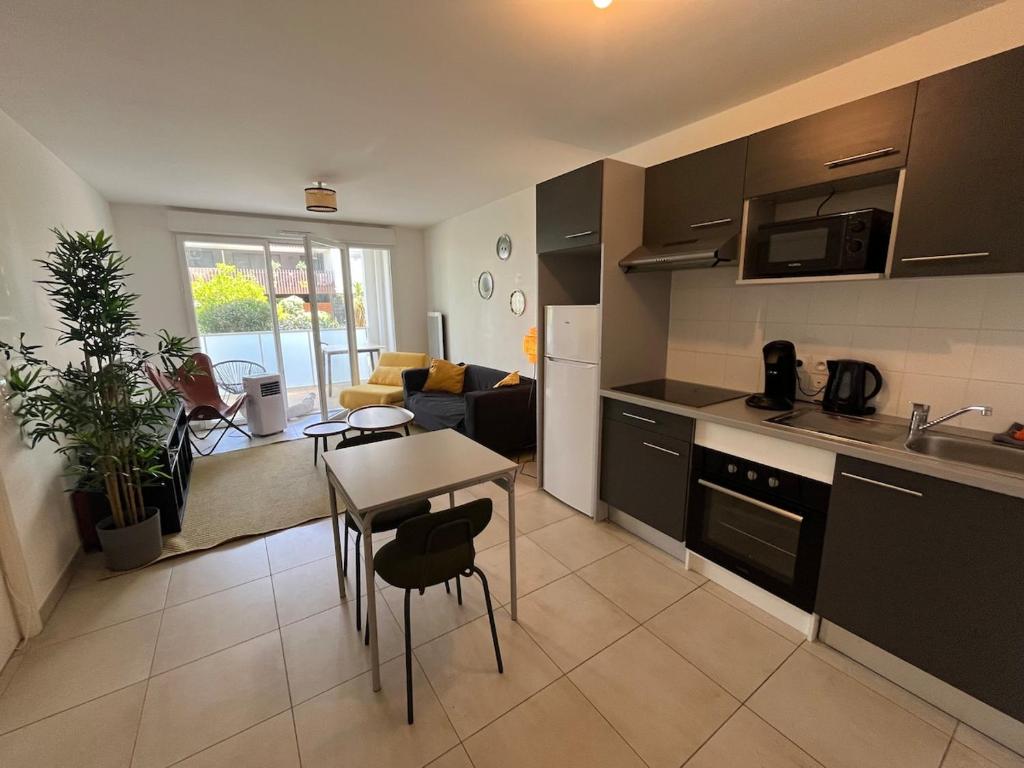 Joli T2 Terrasse Parking privé Confort - Maconciergerie34 - 5