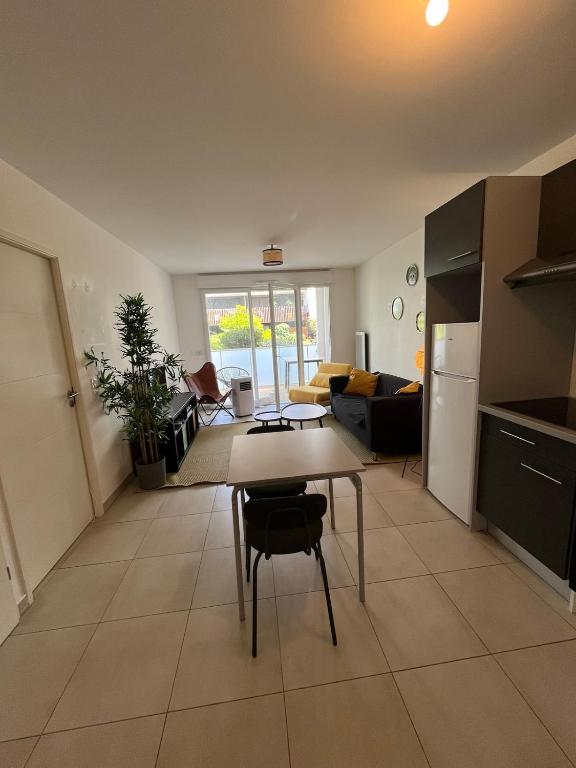 Joli T2 Terrasse Parking privé Confort - Maconciergerie34 - 4