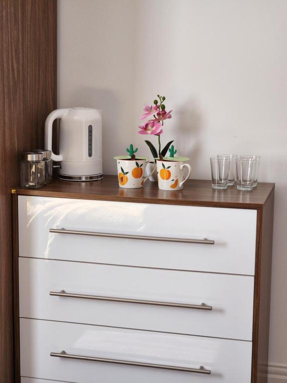 Home Away from Home, Luton