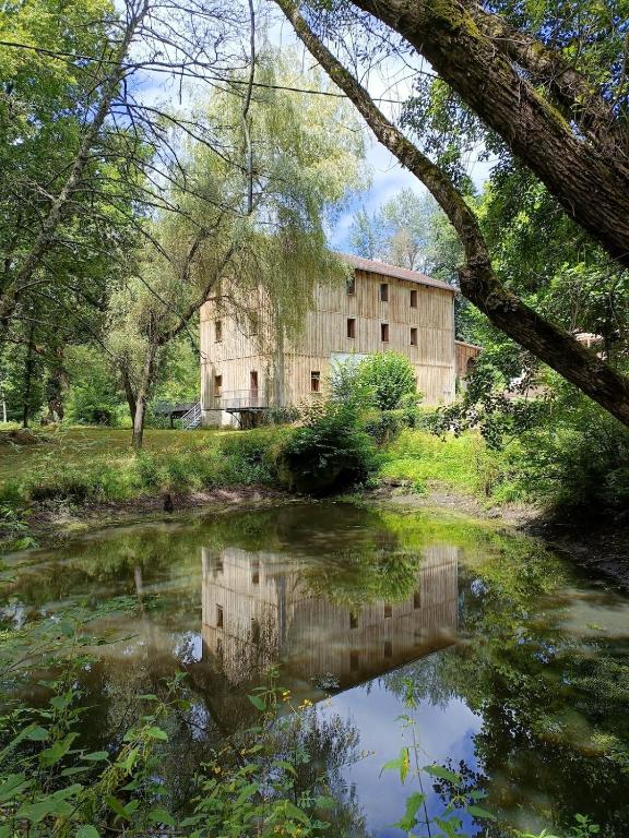 Moulin de Sore -Chambres d'hôtes dans un lieu naturel préservé, Sore