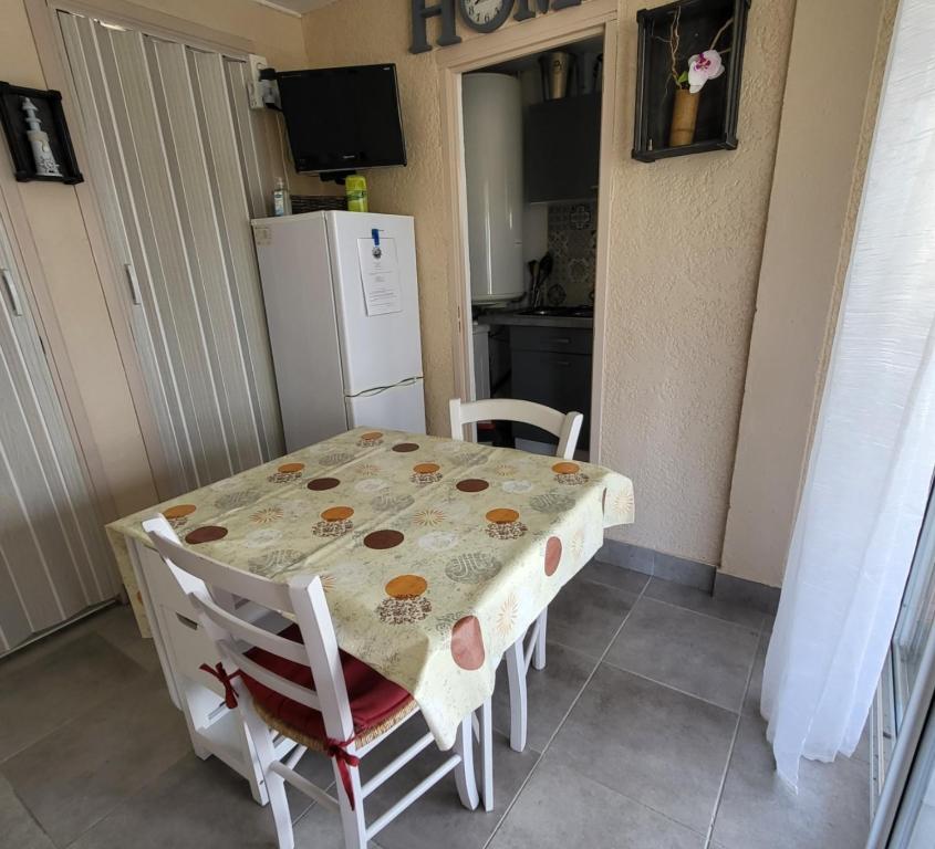 chalet typique 50 m de la mer - 2