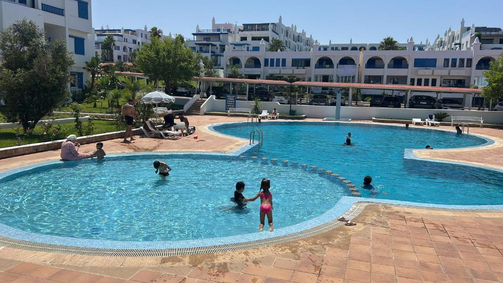 Penthouse Z3 avec vue mer et piscine, Marina Smir