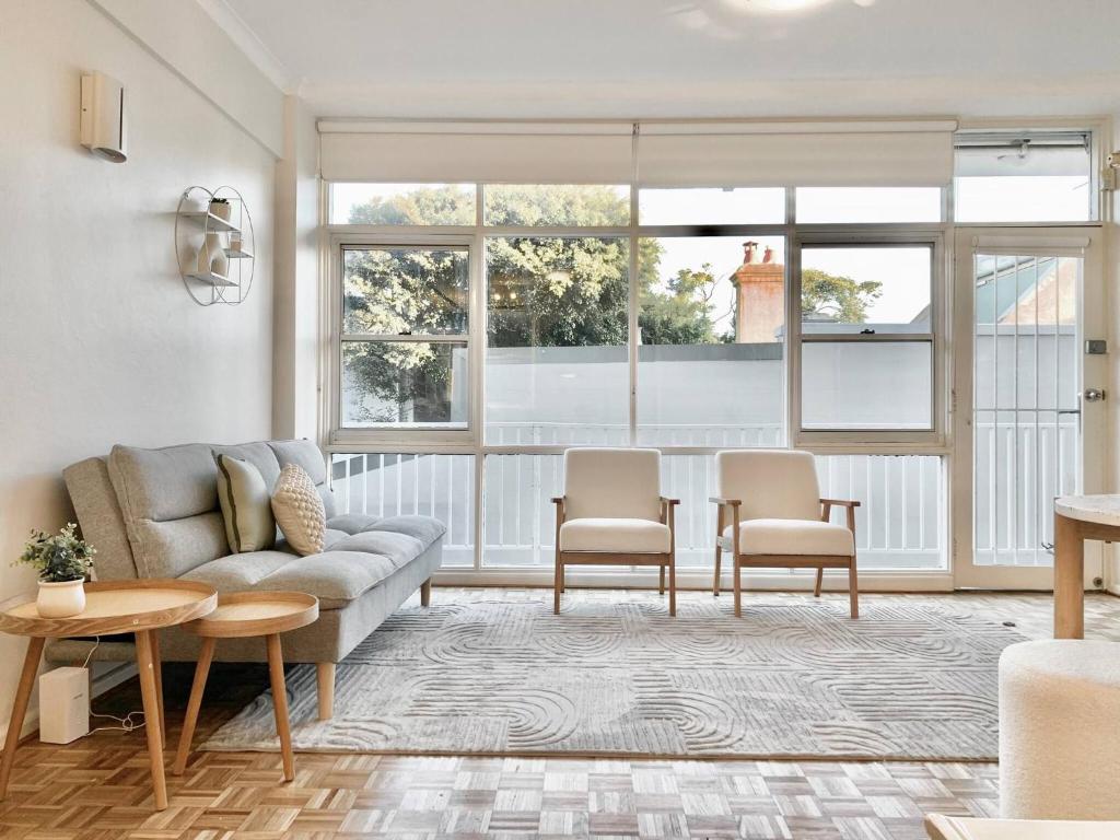 2BR in best central location, Sydney