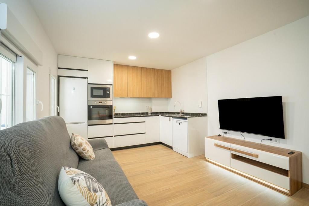 Apartamento 3 Habitaciones en Malvarrosa Cerca del Mar - 1