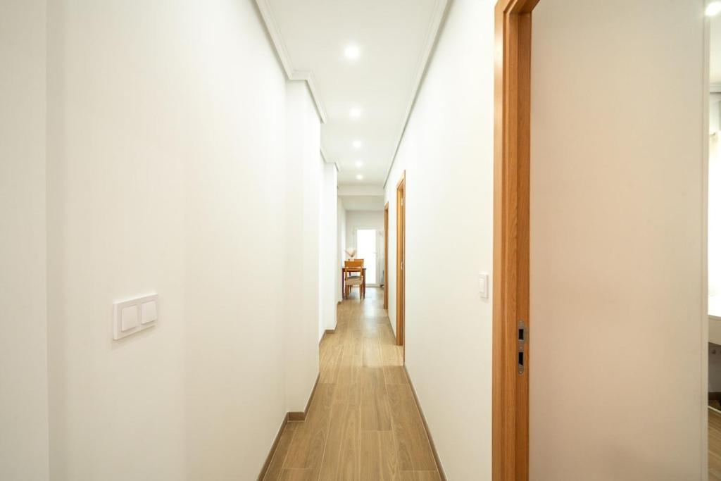 Apartamento 3 Habitaciones en Malvarrosa Cerca del Mar - 5