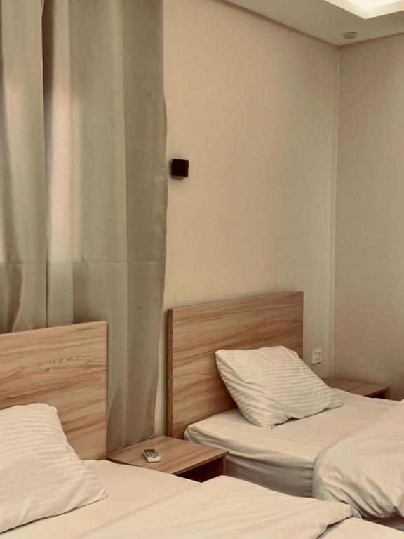 Aura pyramids view, Káhira