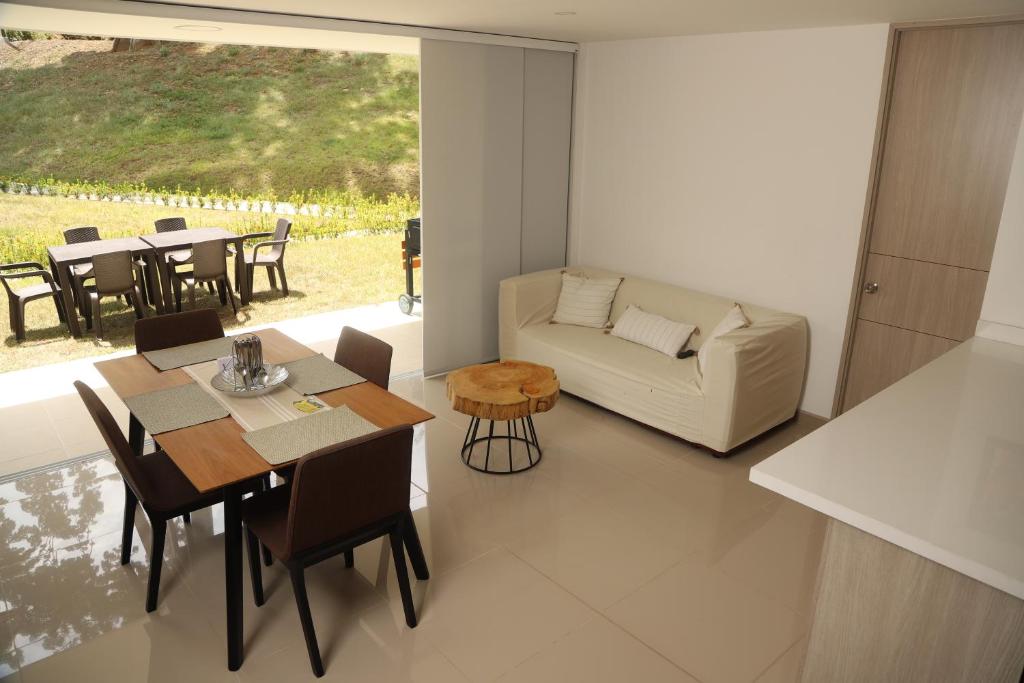 Estadía, hermosos apartasoles en Santafé de Antioquia - 1
