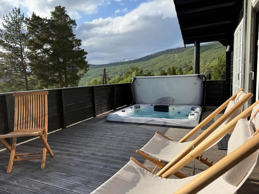 No 105 Kongelberget, Bjorli