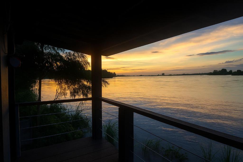 Don Falang Homestay- Private Island