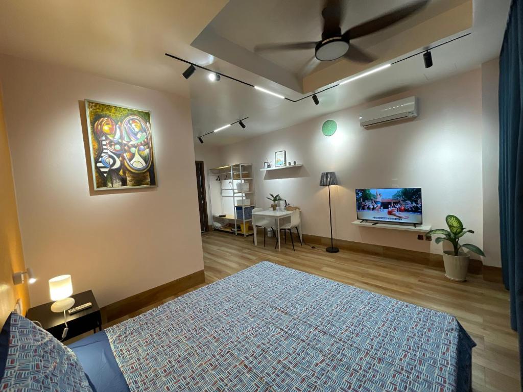 Lighting Homestay OCP, Cửu Cảo