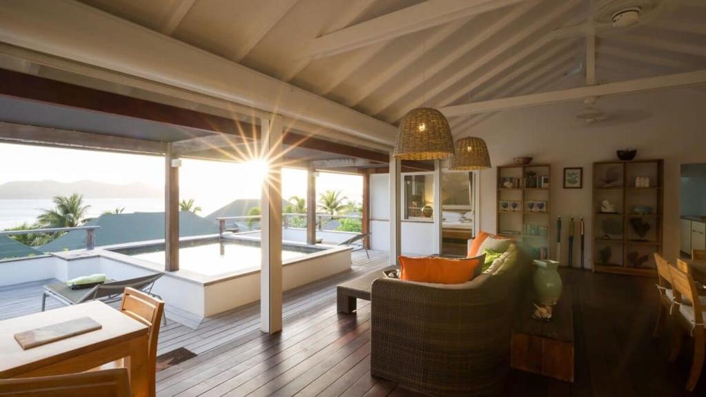 Exceptional Villa with Amazing Ocean View, Pointe Milou