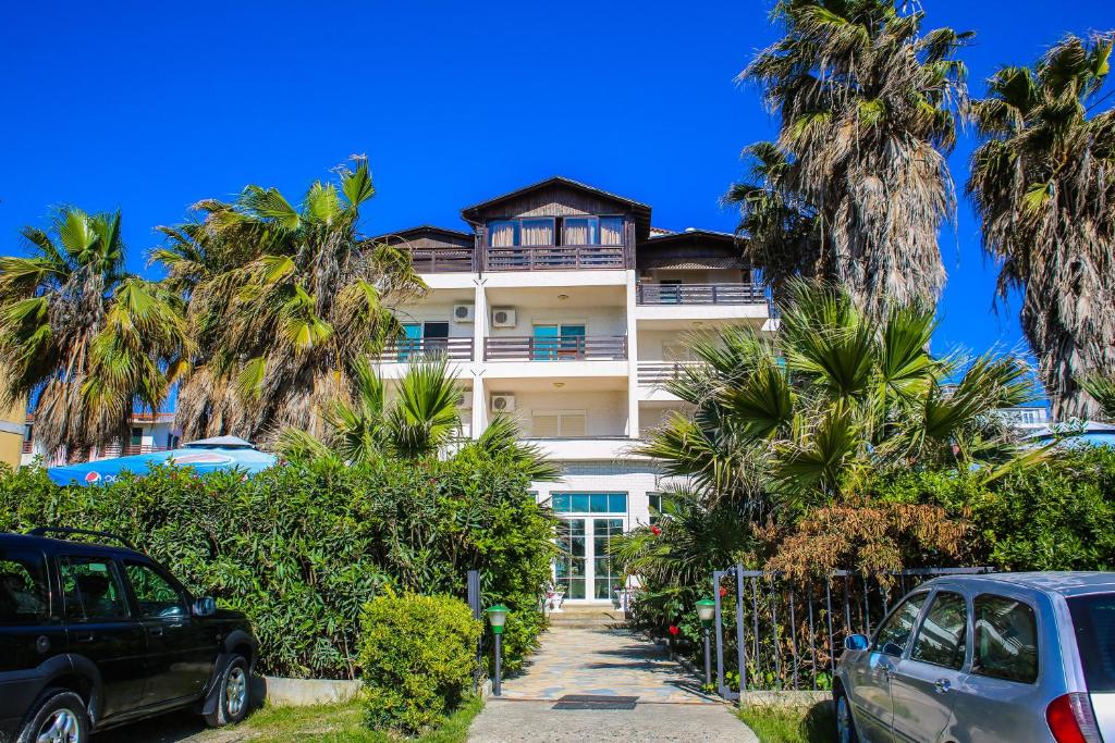 Hotel Venezia — Hotel in Golem