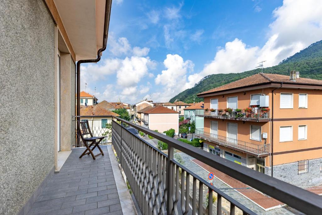 Hostdomus - Altrove Apartment, Villanova dʼAlbenga