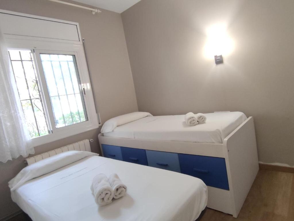 Apartamento con terraza a metros de la playa y zona comercial, ideal familiar - Costa Brava - ES-209-68 - 5