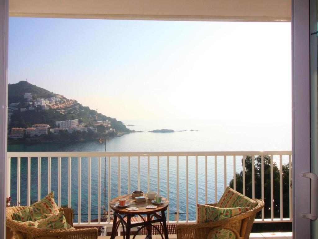 Apartamento frente al mar para 6 en Roses - ES-258-103 - 4