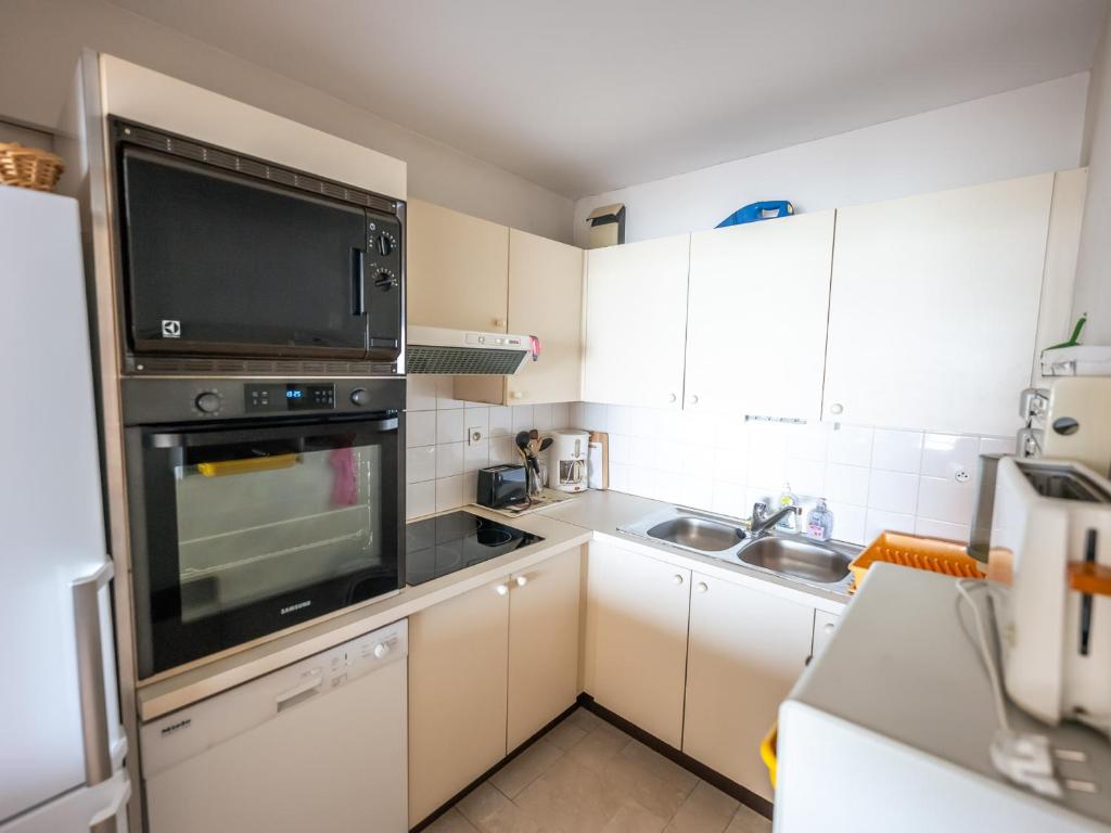 Appartement Face Mer - 2 Chambres, Terrasse, Garage, Wi-Fi - FR-1-197-603 - 5