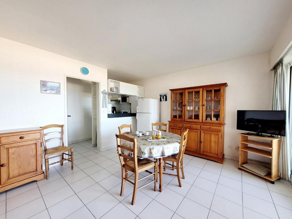 Canet - T2 cabine 5 pers, accès plage, piscine, parking - FR-1-794-118 - 3