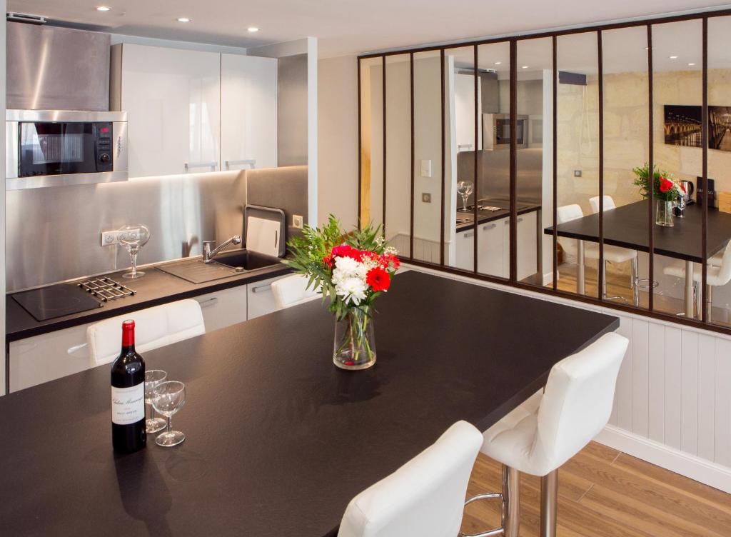Superbe Duplex en Hypercentre avec Rooftop et Climatisation - 4