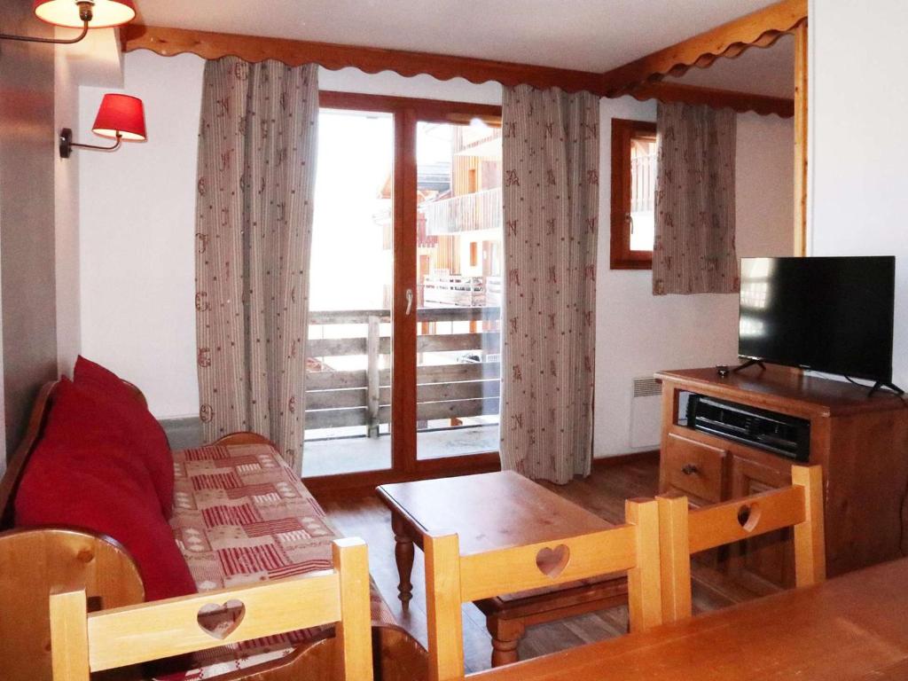 Appartement skis aux pieds, piscine & sauna, 6 pers - FR-1-322-678 - 1