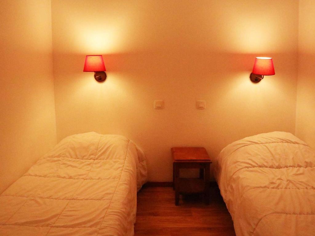 Appartement skis aux pieds, piscine & sauna, 6 pers - FR-1-322-678 - 4