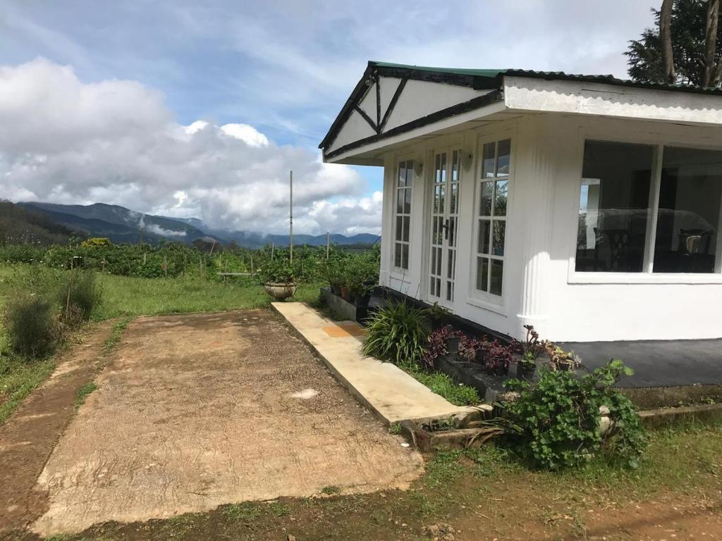 Fair Field, Nikawatawana