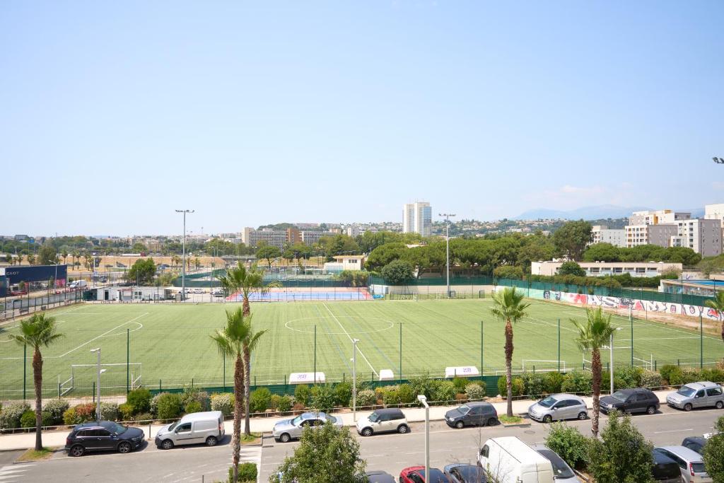 Appartement Moderne 4 pièces Nice-Ouest, Nizza