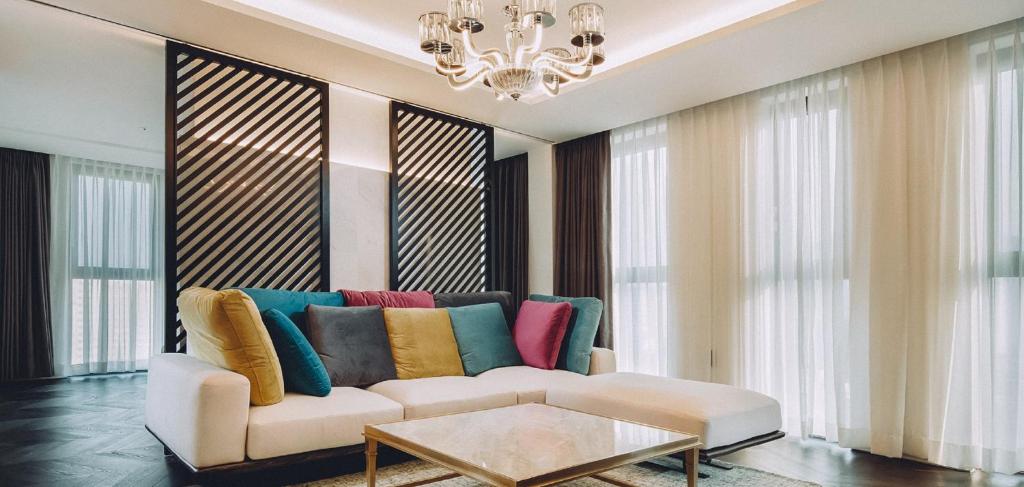 マックス チェジュ ア メンバー オブ H リワーズ (Maxx Jeju, a member of H Rewards)