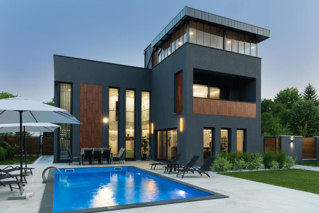 Villa of Senses - 1