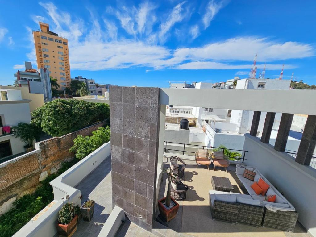 Stylish Home with Roof-Top Patio - Historic Centre, Mazatlán