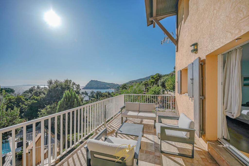 Maison de la Pointe - 4 etoiles - Vue mer - Piscine - Rayol Canadel, Le Rayol-Canadel-sur-Mer
