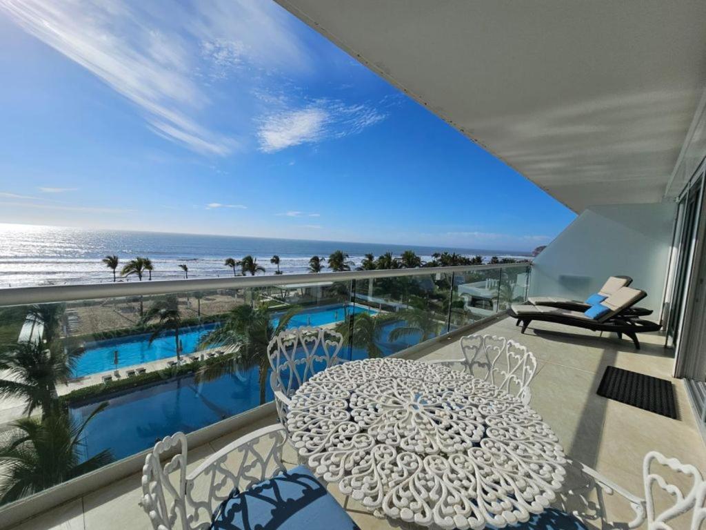 Oceanview Luxury Condo at Peninsula Mazatlán - 2