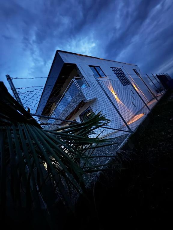 Villa Malu, Ebéjico