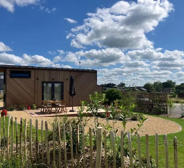 Au sentier de Verlaine - Tiny House à Paliseul, hotel in Paliseul