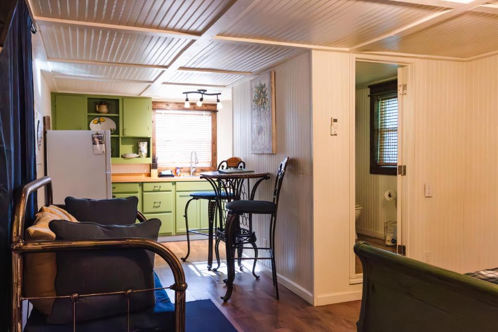 Lake Access Sunshine Suite - 30, Mead