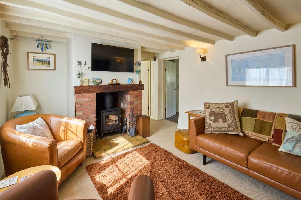 Host & Stay - Pebble Cottage, Corpusty