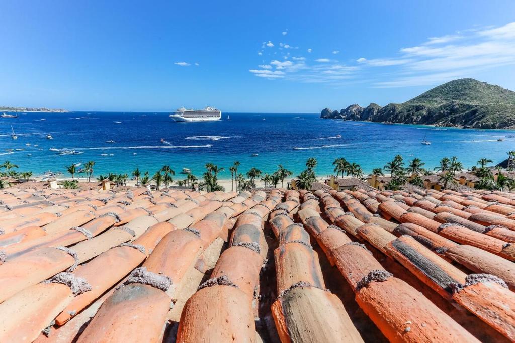 Exclusive Beach Penthouse Jacuzzi & Private Access - 4