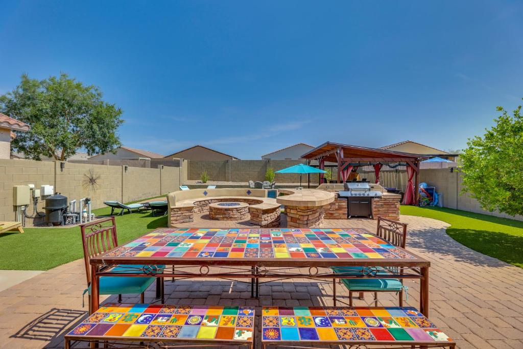 Mtn-View Getaway with Outdoor Oasis in Gold Canyon, Gold Canyon