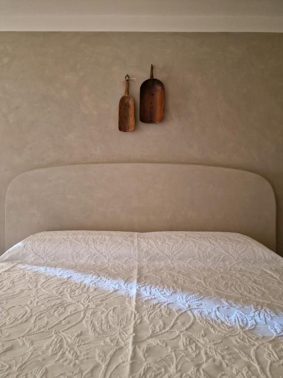 Apartment C-MM09, Bussi sul Tirino