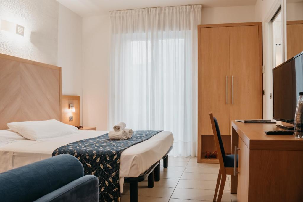 Hotel Tropical — Hotel rooms in Jesolo, Veneto