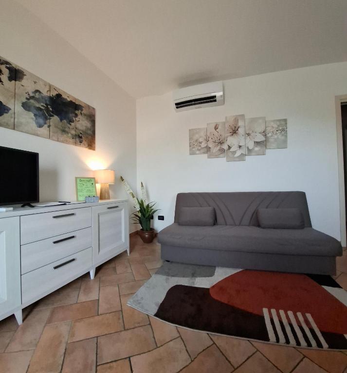 Lovely Home - 5
