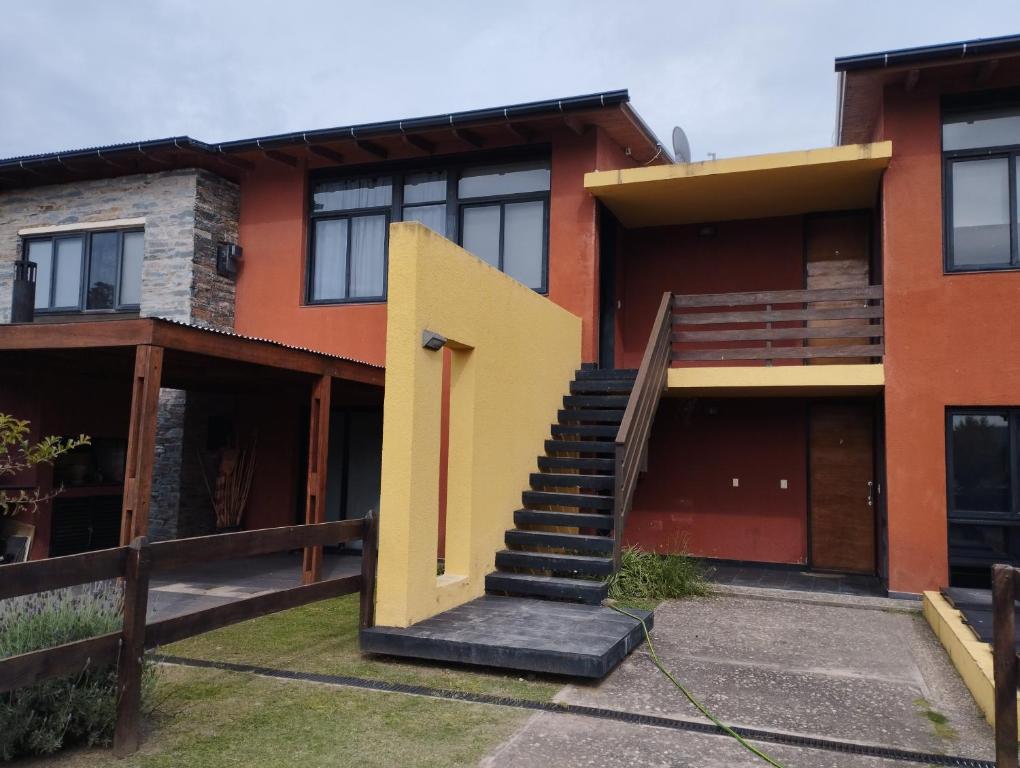 Paraíso Serrano 6, Villa Ciudad Parque