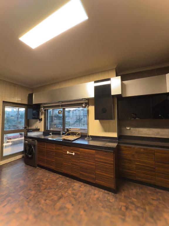 amazing rooftop-3BED at abdoun 701, Ammán