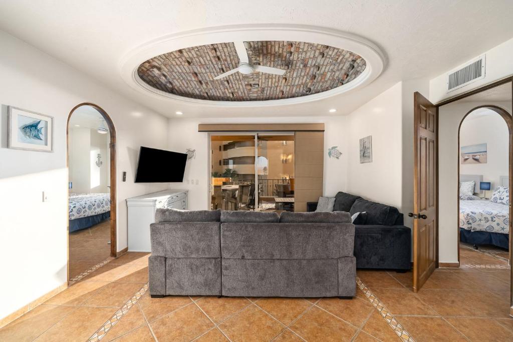 Bella Sirena 2BR 2BA 3rd Floor Ocean View B301 - 5