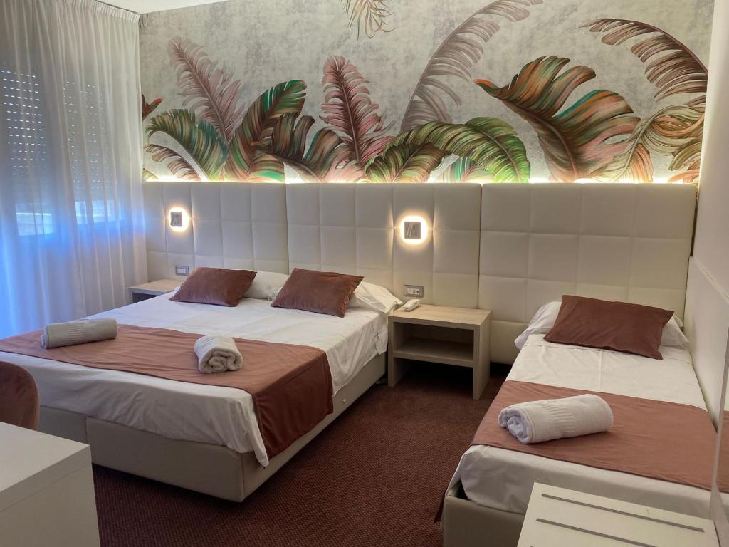 Hotel Eros - 3