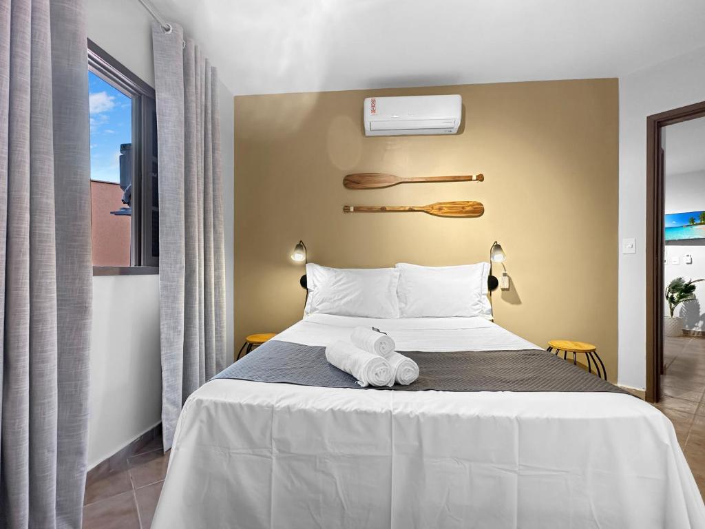 2 quartos - 200m do mar - Jacuzzi - AC - Churrasqueira, Guarujá